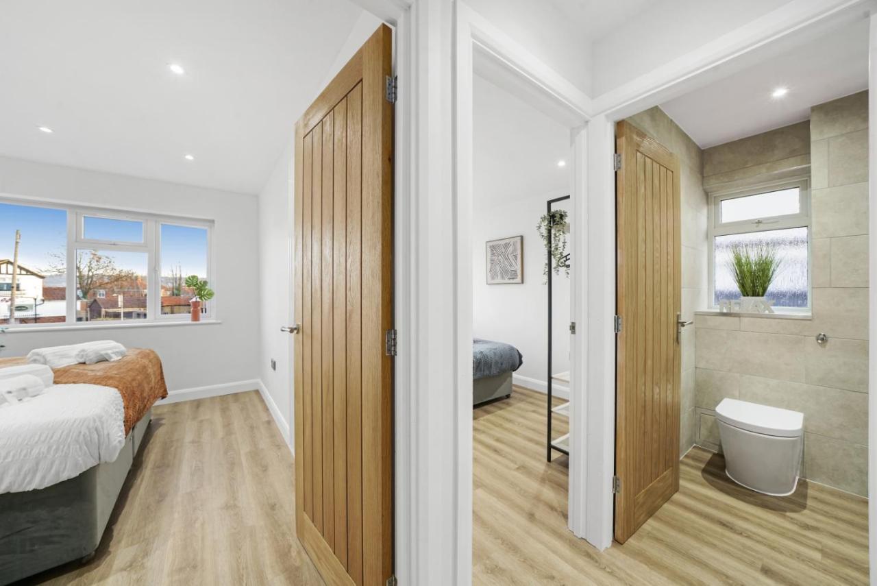 Modern Bungalow In Maidstone Sleeps 5 With Free Parking Exteriör bild
